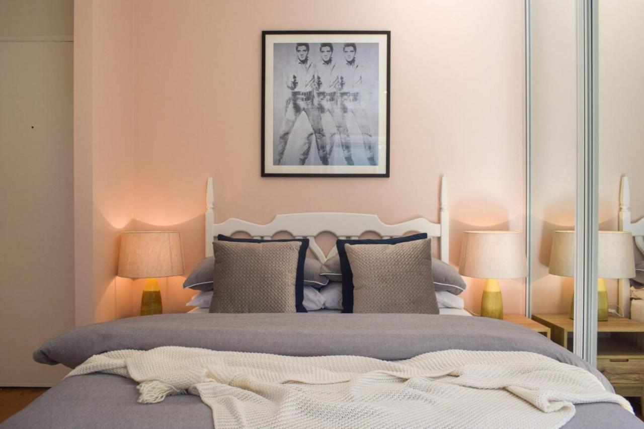 Sun-drenched 1 Bed In Newtown * Sydney